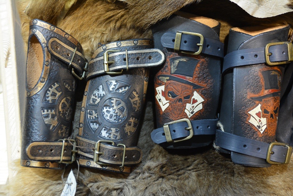 Hellfest 2019 canons avant bras / poignets de force